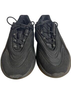 Adidas Originals Ozelia Triple Black Carbon Kids Size 4 HO3131 Chunky Sneaker